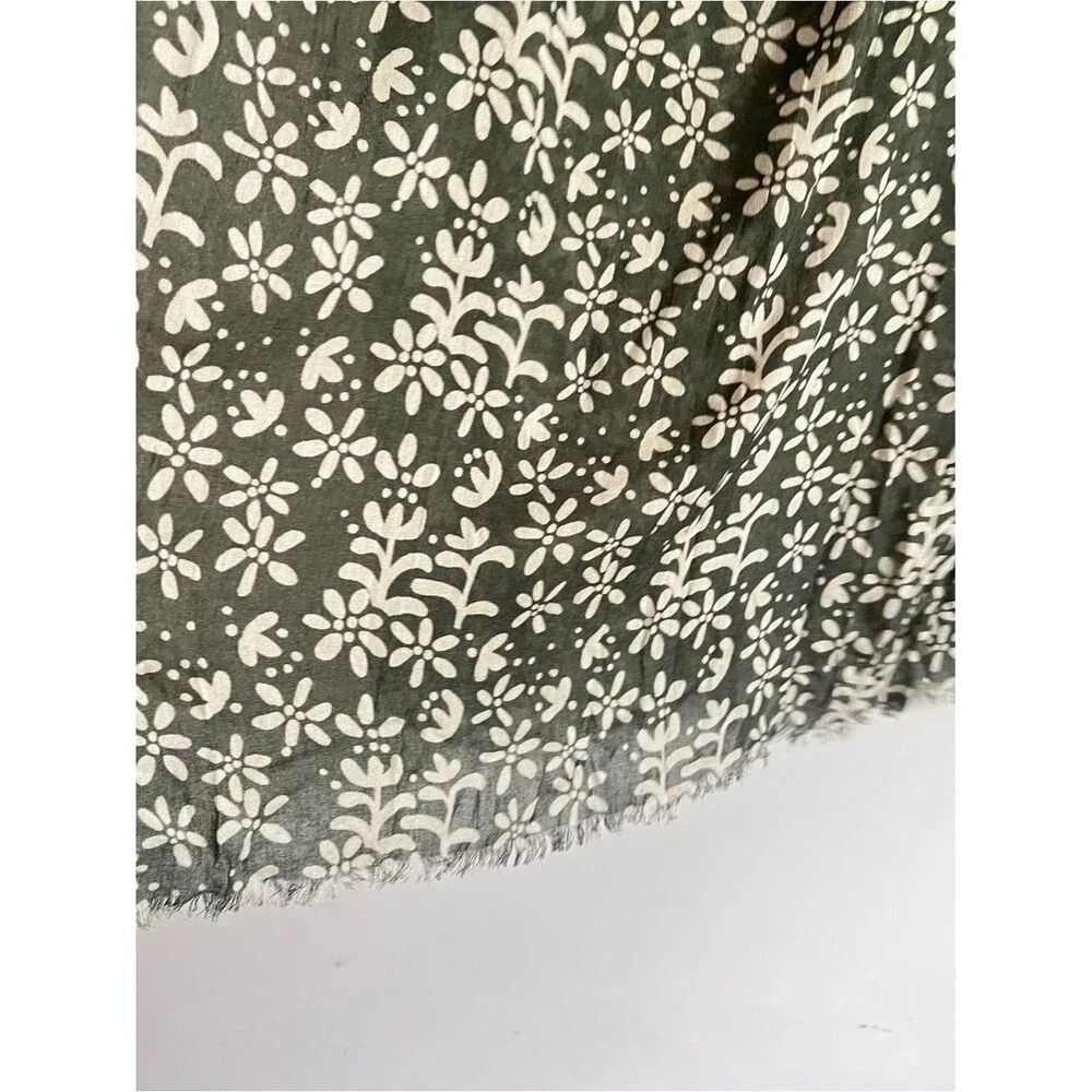 Elizabeth Gillett Terrian Happy Floral Wool Scarf NWT Whimsical floral